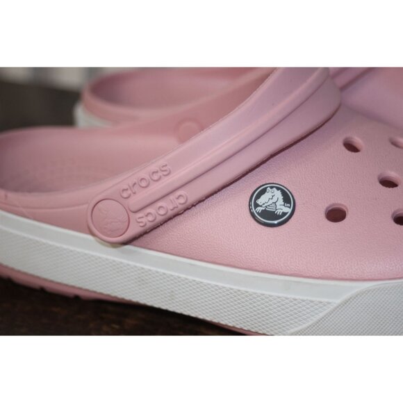 Crocs Pink Classic Clog Slip-On Shoes W/ Ventilation Holes Unisex Size W8 M6 - Picture 2 of 7